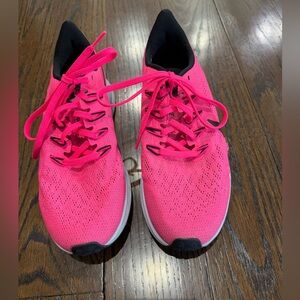 Nike Zoom Pegasus 36 running shoes women’s size 7